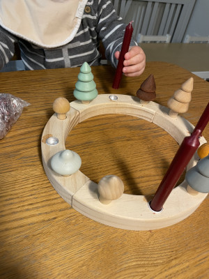 und Adventskranz-Vorbereitung